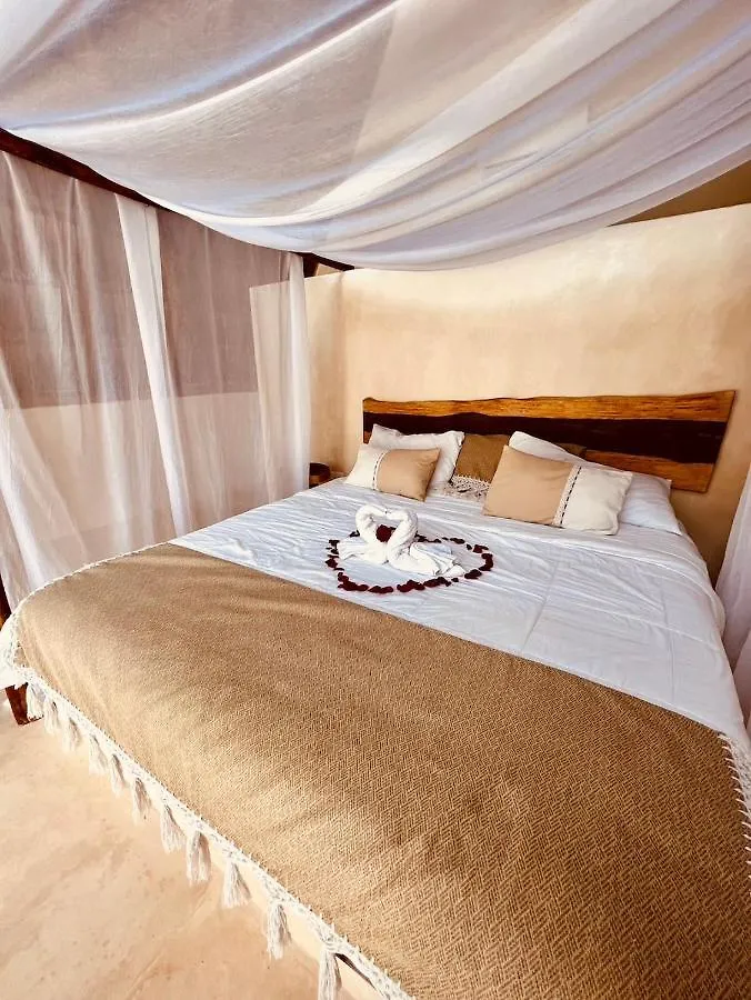 Lodge Tzunum Jade Tulum Pueblo Mexico