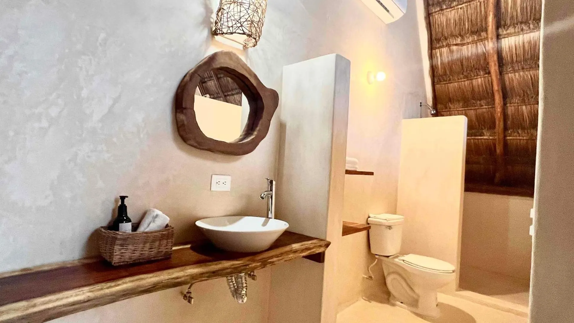 Lodge Tzunum Jade Tulum Pueblo