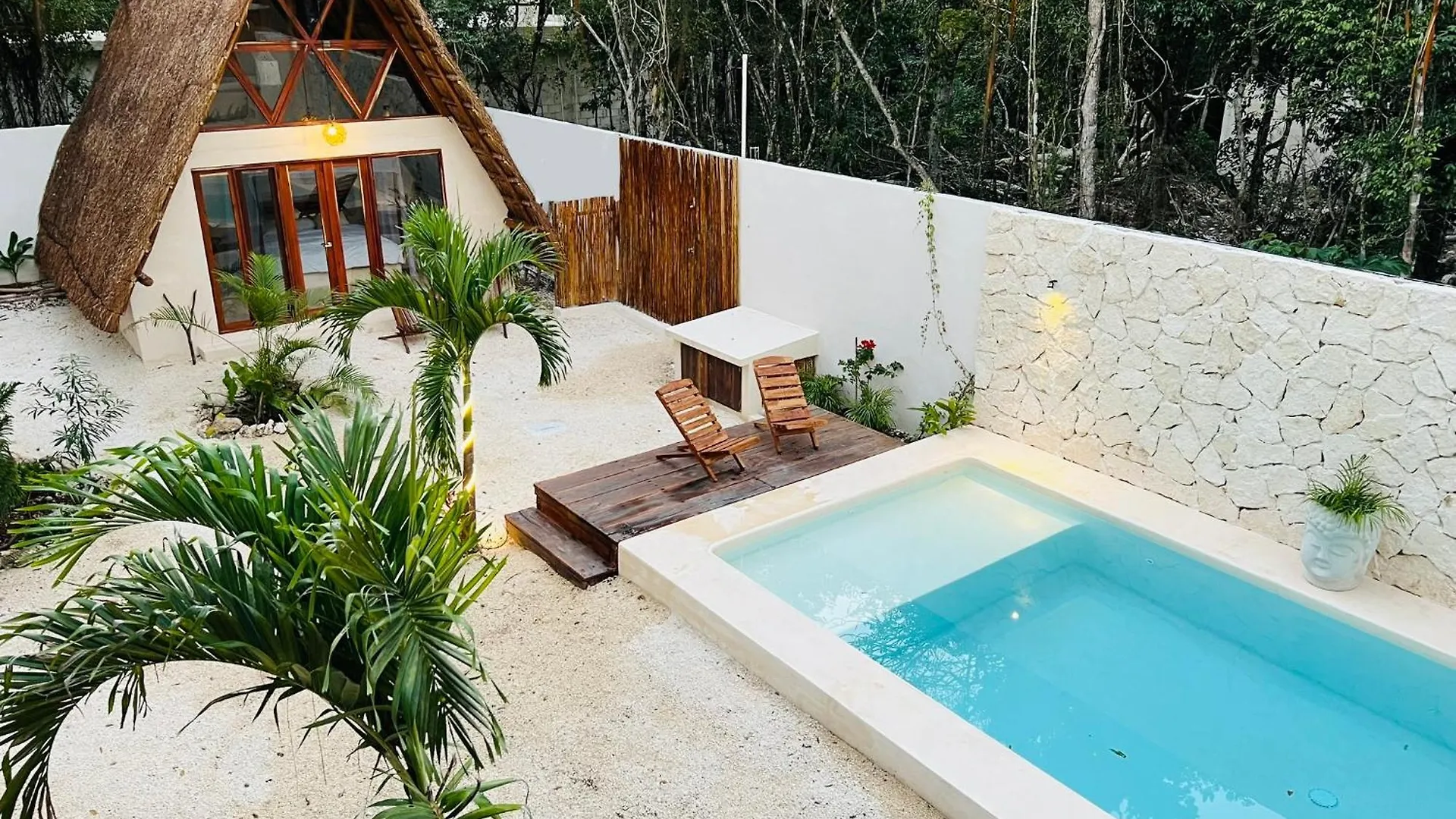 Lodge Tzunum Jade Tulum Pueblo